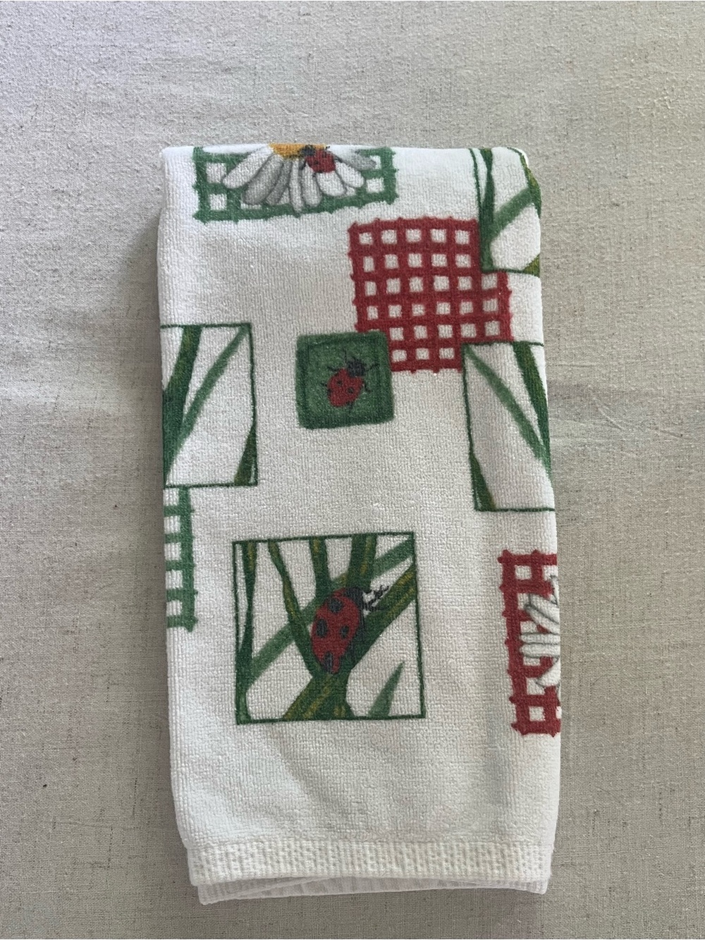 Vintage Cottagecore Ladybug & Daisy Print Hand Towel - 15" x 27"
